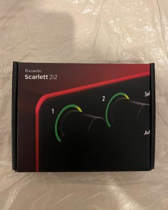Focusrite Scarlett 2i2 4th Generation
