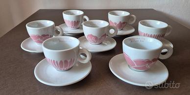 Set 7 tazze + piattini Illy Art Mihael Lin