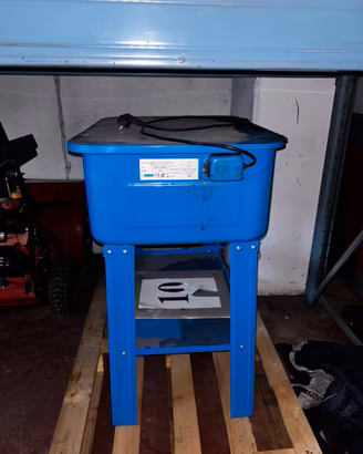 Contenitore lava pezzi