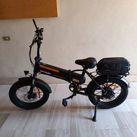 bicicletta elettrica Hitway 