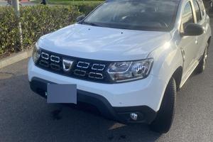 Dacia duster bianca
