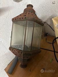 Lampione in ferro battuto