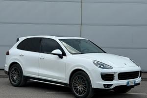 Porsche cayenne 3.0D PLATINUM 2017