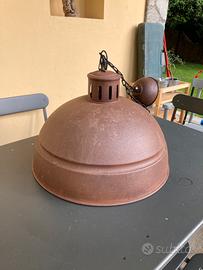 Lampadario a campana stile vintage industriale