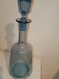 bottiglia  in murano blu
