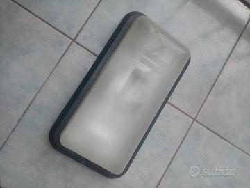 Plafoniera in plastica per esterno 