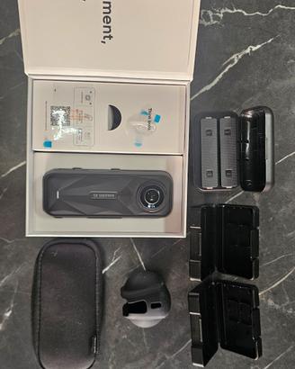 Insta360 x5