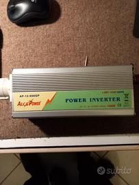 Trasformatore inverter da 12 V. a 220 V.