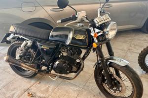 Moto Mash Black seven 125 cc
