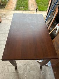 Tavolo sala allungabile