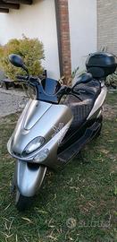 Scooter majesty 125 