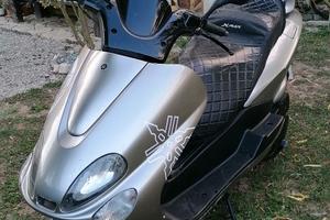 Scooter majesty 125 