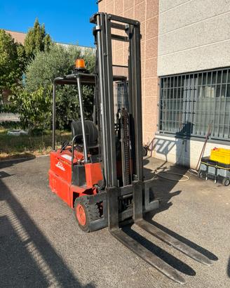 Carrello elevatore Linde E15