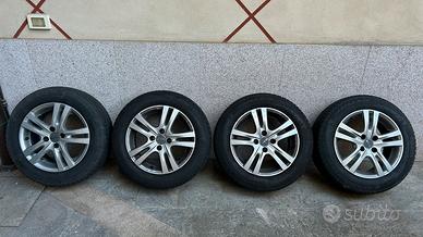4 cerchi lega Mak 15” con gomme invernali Pirelli