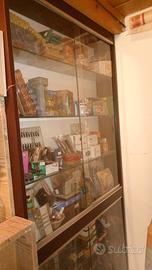 Scaffalatura per negozio