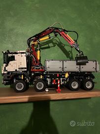 Lego Technic 42043 - Mercedes-Benz Arocs 3245