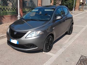 lancia ypsilon 1.3 MJT 95cv s&s elefantino blu 