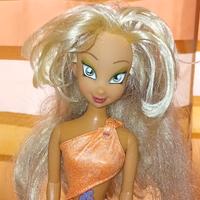 Bambola Winx Club Rainbow 2003 2008 Flora