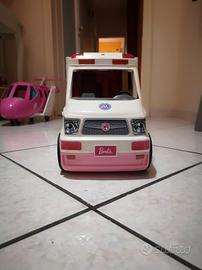 Ambulanza Barbie 