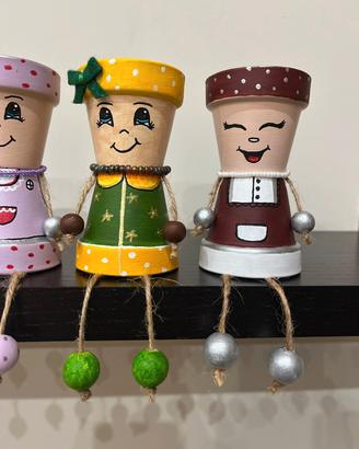 Vasetti di terracotta dipinti