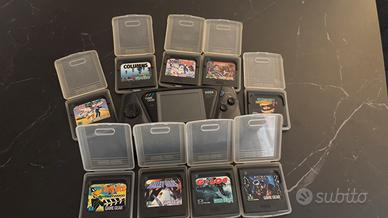Sega Game Gear con giochi