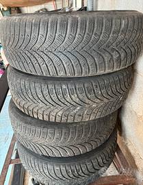 Gomme e cerchi 185/65 raggio 15