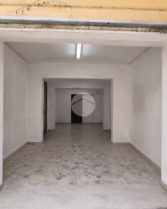 AUTORIMESSA A NAPOLI