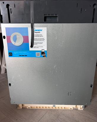 Lavastoviglie da incasso Candy Rapido – CI 4C6F0PA