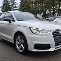 AUDI A1 SPB 1.0 TFSI ultra Admired
