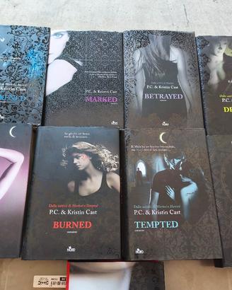 9 libri di P.C. and Kristin Cast