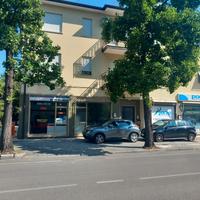 Monfalcone San Polo NEGOZIO e MAGAZZINO