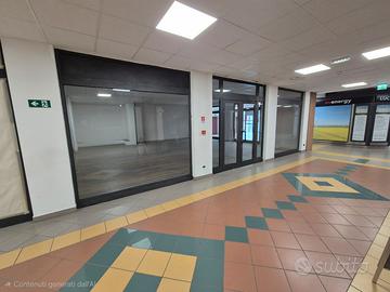 Locale commerciale - c/c i macinanti
