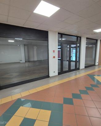 Locale commerciale - c/c i macinanti