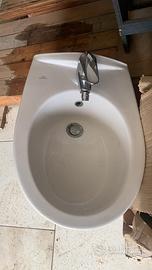 Bidet sospeso Ideal standard