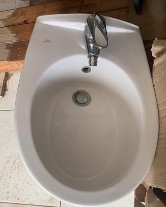 Bidet sospeso Ideal standard
