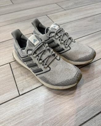 Scarpe Adidas Ultraboost 5 DNA Running