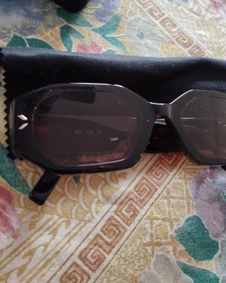 Alexander McQueen MADE IN UK