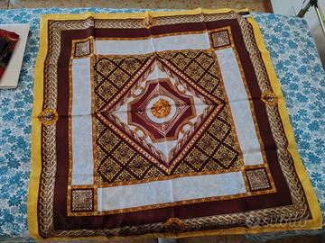 Foulard in seta marrone oro