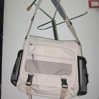 Borsa porta notebook e documenti Asics mai usata. 