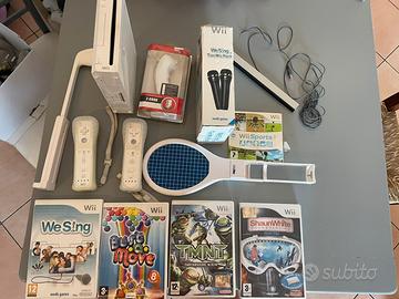 Nintendo Wii piu giochi e accessori