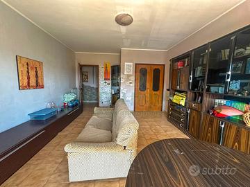 S2 Appartamento in condominio con box e p auto