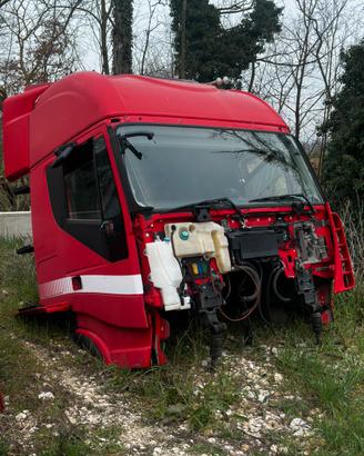 Cabina stralis