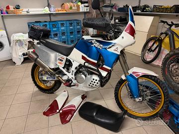 Africa twin 750 rd07a