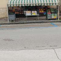 Attrezzature x frutta e alimentari negozio complet