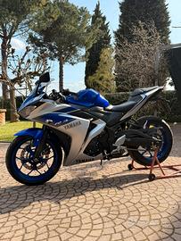 Yamaha r3