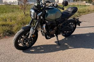 Loncin Voge 300 trofeo ac