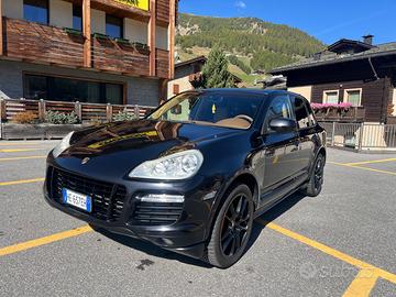 Porsche Cayenne GTS