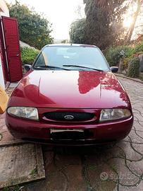 Ford Fiesta anno  99 benzina