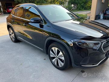 Mercedes Sport EQA 250