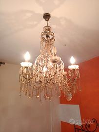 Lampadario in stile Maria Teresa